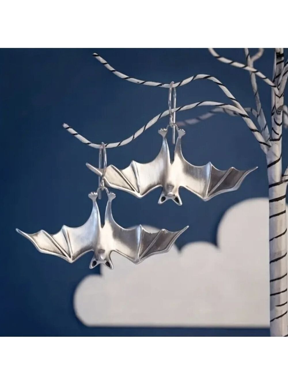 🎃🖤 Earrings--Unisex Shiny Bat Danglers  Silvery & Golden tone